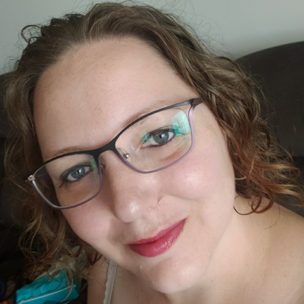 Meet your Posher, Marsha
